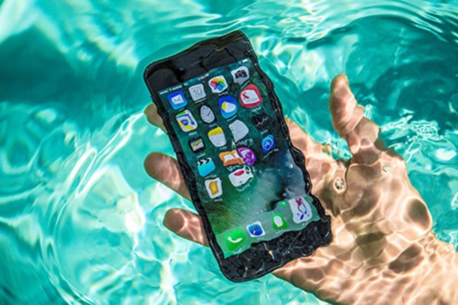 Di động, kháng nước, Mobile, Apple, Samsung, bảo hành, khác biệt, công nghệ, VietTimes