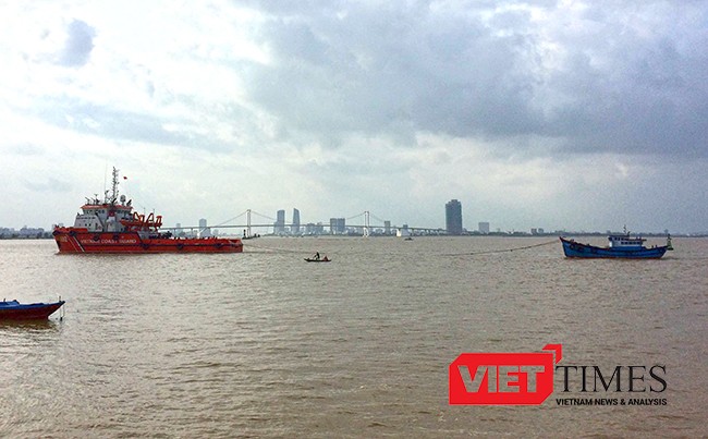 Cảnh sát biển, tàu 9002, Hải đội 201, Bộ tư lệnh, vùng Cảnh sát biển 2, Quảng Nam, cứu hộ, lai dắt, tàu cá bị nạn, VietTimes