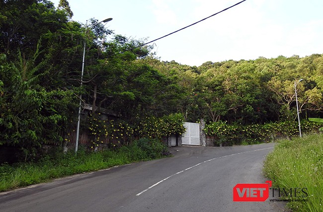 Khu biệt thự được cấp cho bà Oanh tại Lô 09-Khu vườn sinh thái, nhà nghỉ-khu biệt thự Suối Đá (bán đảo Sơn Trà) với diện tích rộng 1,24ha đang được cộng đồng mạng quan tâm
