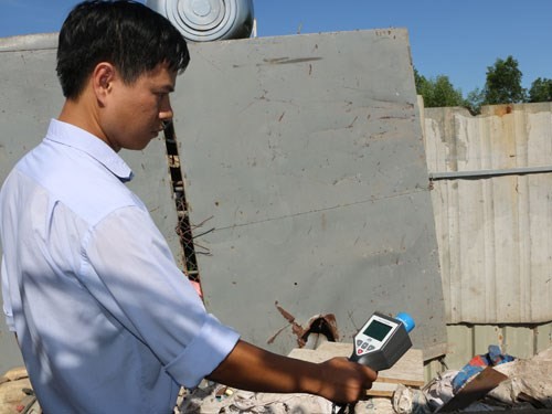 Tìm dấu phóng xạ tại bãi rác