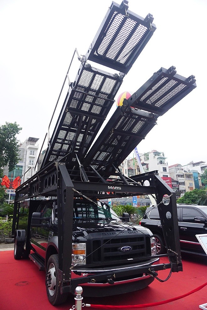 Việt Nam lần đầu phô diễn nhiều vũ khí, trang bị hiện đại sẵn sàng chiến đấu ảnh 31