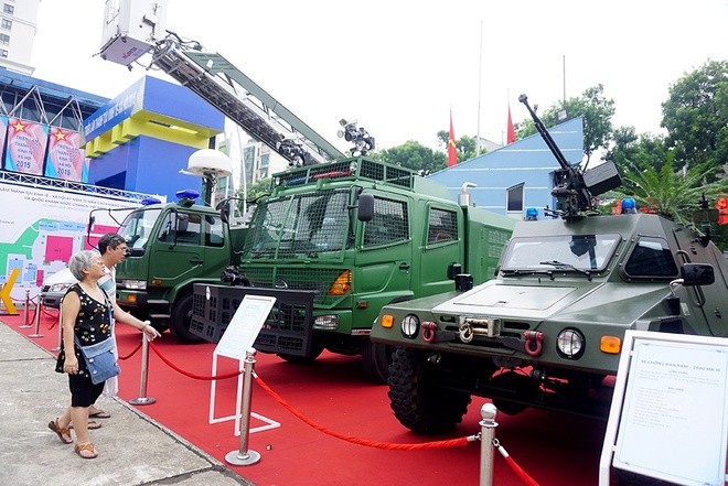 Việt Nam lần đầu phô diễn nhiều vũ khí, trang bị hiện đại sẵn sàng chiến đấu ảnh 27