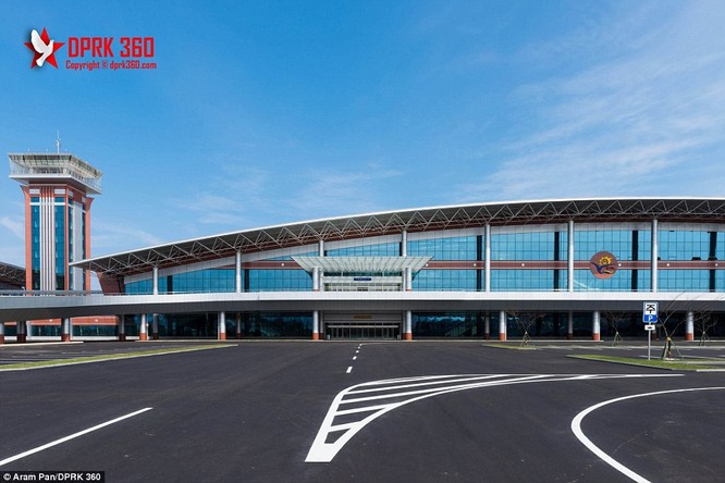 Khám phá bên trong sân bay mới hiện đại nhất Triều Tiên ảnh 10
