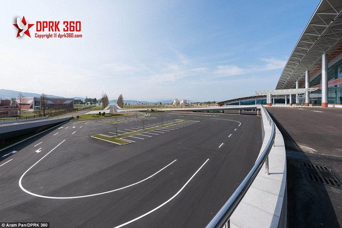 Khám phá bên trong sân bay mới hiện đại nhất Triều Tiên ảnh 14