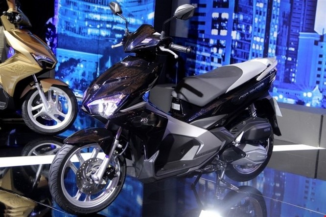 Đọ sức cuối năm, Honda và Yamaha tung ra những mẫu xe máy nào? ảnh 1