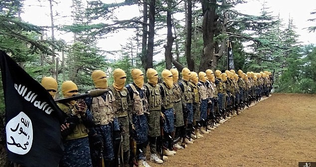 IS tuyên bố giết thủ lĩnh Taliban, bắt đầu lấn chiếm Afghanistan ảnh 5