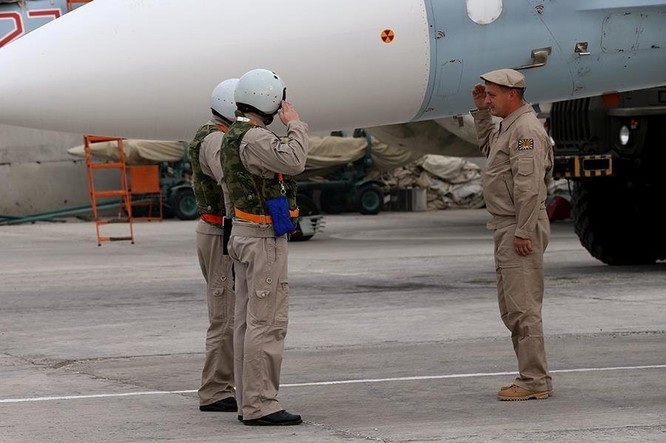 Phi công Nga tham chiến tại Syria trước giờ xuất kích