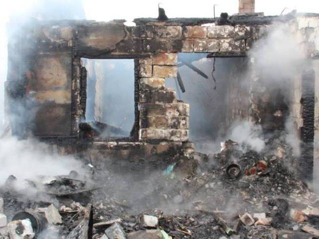 “Chảo lửa” Debaltsevo tan hoang sau trận huyết chiến khốc liệt ảnh 18
