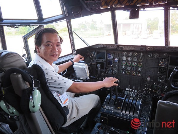 Không quân Mỹ "khoe" máy bay vận tải C-130 đậu ở sân bay Đà Nẵng ảnh 23