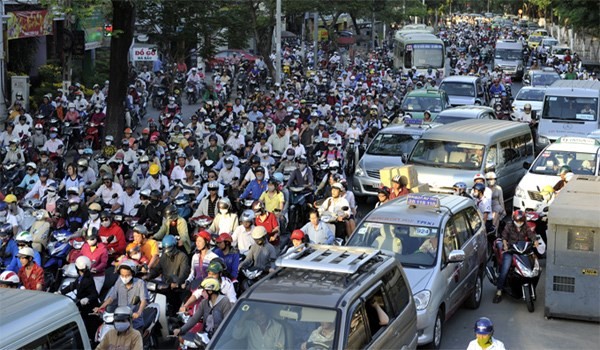 Hàng triệu xe máy đang chạy phải kiểm định, dán tem ảnh 1