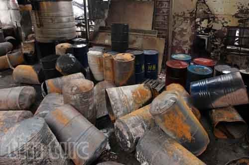 Hiện trường tan hoang sau vụ cháy trong KCN Hoàng Gia ảnh 5