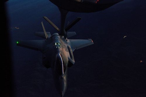 Khám phá bí mật siêu tiêm kích F-35 ảnh 1