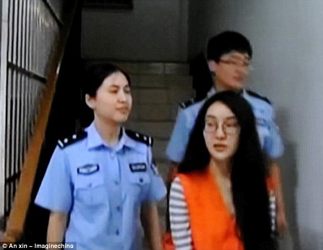 Giới siêu giàu Trung Quốc: Đua nhau tiệc sex và ăn chơi quái gở ảnh 10