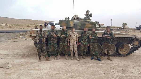 Chùm ảnh: Cuộc chiến ác liệt ở Syria ngày 25.10 ảnh 12