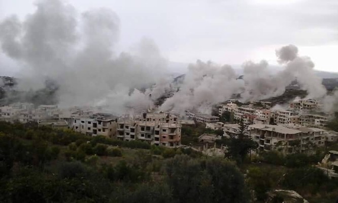 Chiến trận giằng co ác liệt giữa quân đội Syria và chiến binh IS, en - Nursa ảnh 23