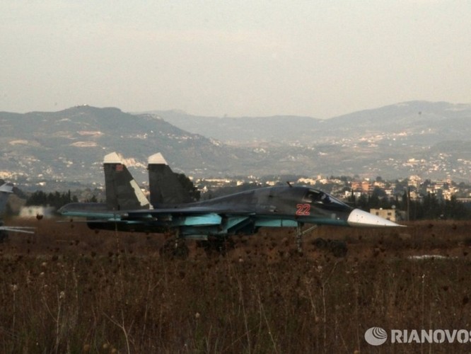Đột nhập căn cứ không quân Nga ở Syria ảnh 8