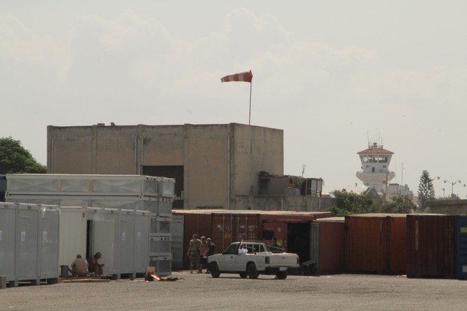 Đột nhập căn cứ không quân Nga ở Syria ảnh 28