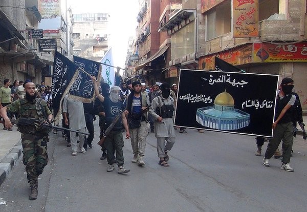 Bão lửa dồn dập mọi hướng trên toàn lãnh thổ Syria ảnh 42