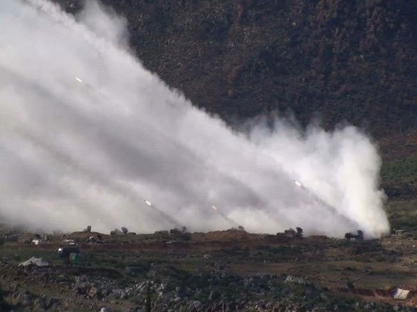 Quân đội Syria dội bão lửa IS, phương Tây suốt ruột vào cuộc ảnh 4