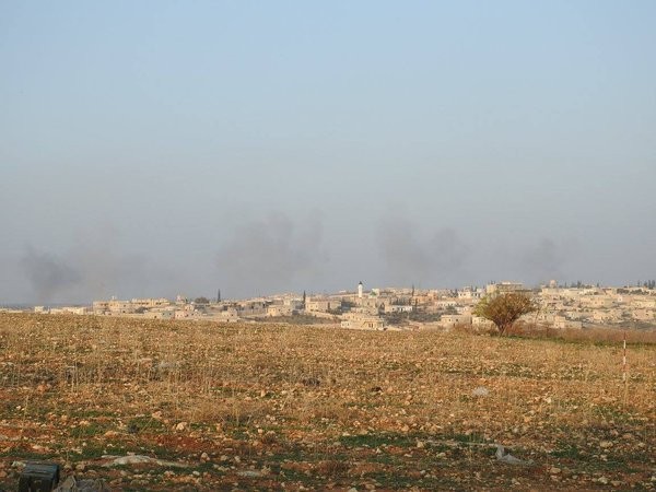 Tấn công với T-90 ở Aleppo, thế phong tỏa biên giới Thổ Nhĩ Kỳ của quân đội Syria rõ dần ảnh 6