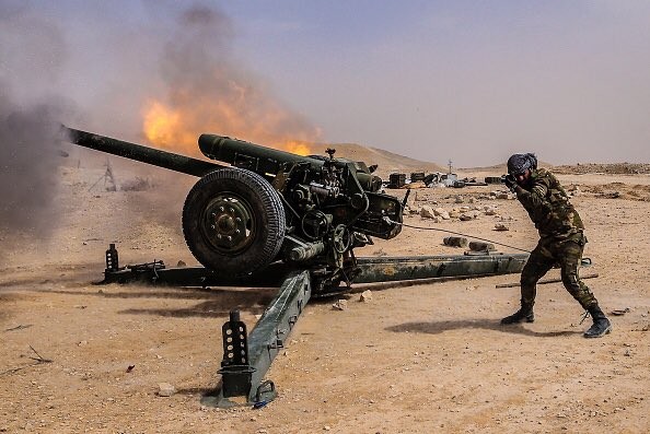 Video + Ảnh: Ác liệt trận chiến giành thành phố cổ Palmyra ảnh 28