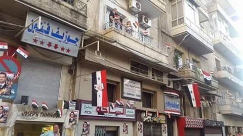 75 gia đình ở khu vực vây hãm đã ra được vùng giải phóng ở Aleppo ảnh 9