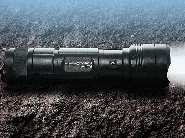 Flash Torch Mini - Đèn pin đốt du lịch nhỏ nhất thế giới (video) ảnh 1