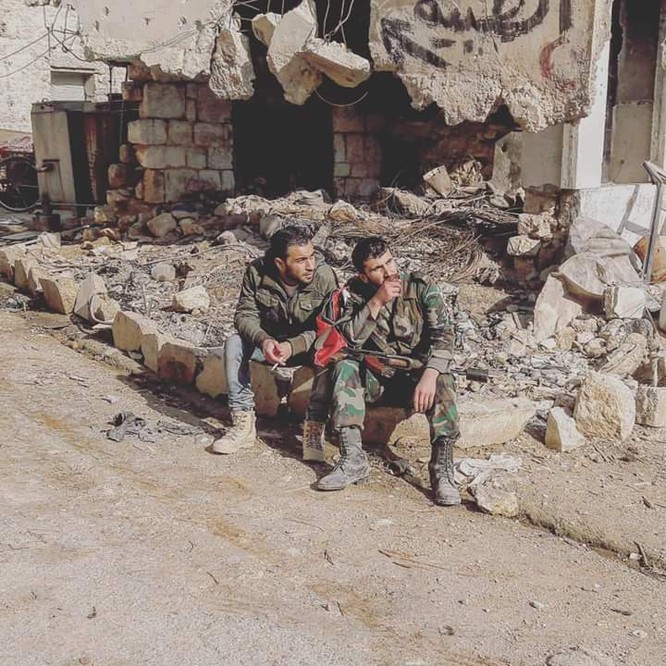 Chùm video chiến sự Syria: Quân đội Syria sắp quét sạch phiến quân khỏi Aleppo ảnh 2