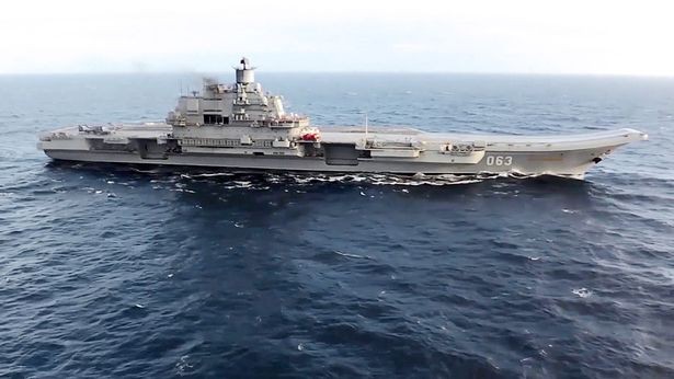 Chiến cuộc Syria: Nga tự tin rút tàu sân bay, bớt binh lực ảnh 3