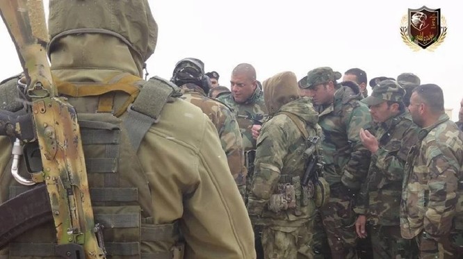 Chiến sự Syria: Nga huấn luyện “lên đời” quân Assad (ảnh) ảnh 7
