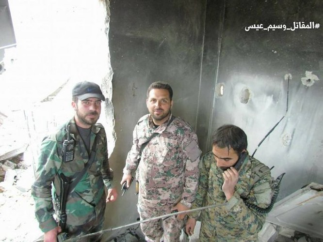 Quân đội Syria dồn lực đè bẹp phe thánh chiến ở Damascus (video) ảnh 6