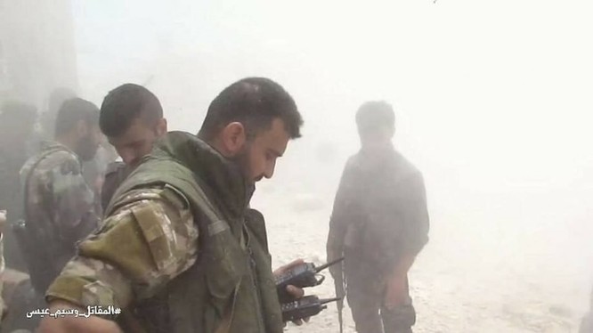 Quân đội Syria dồn lực đè bẹp phe thánh chiến ở Damascus (video) ảnh 13