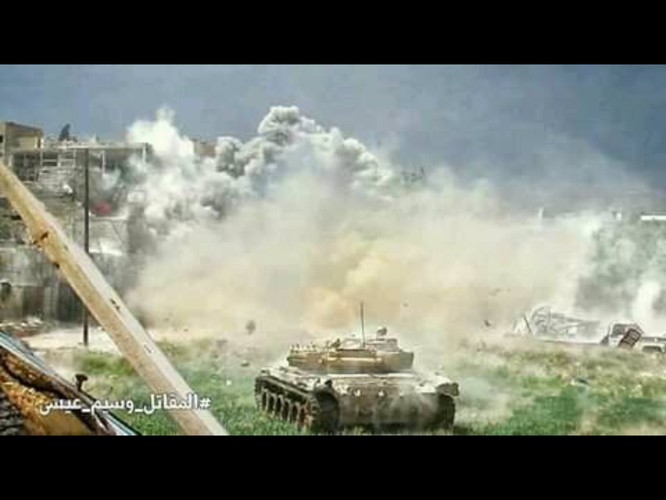 8.000 phiến quân Syria đầu hàng, giao nộp hai quận ngoại ô Damascus ảnh 3