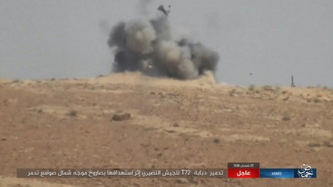 Quân đội Syria trút bão lửa huỷ diệt IS trên chiến trường Palmyra (video) ảnh 2