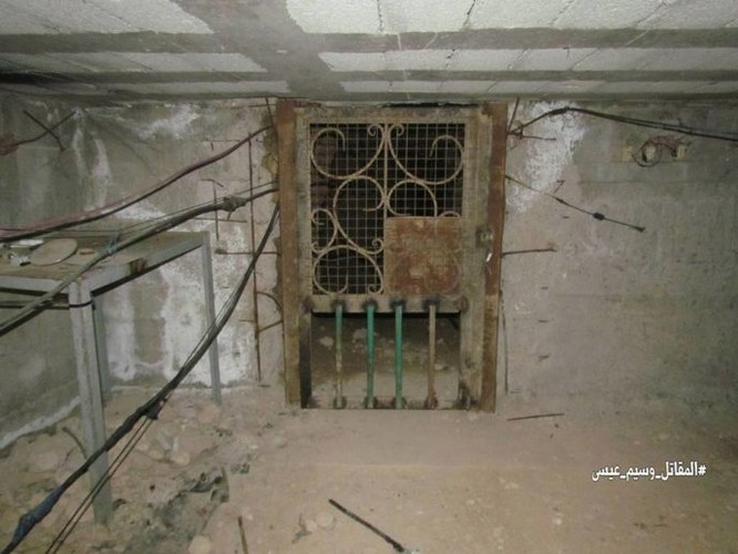 Chiến sự Syria: Phát hiện căn cứ ngầm khổng lồ của phiến quân ở ngoại vi Damascus ảnh 8