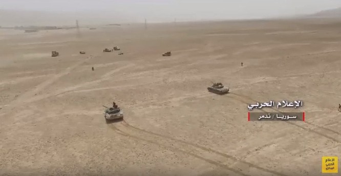 Quân đội Syria tấn công IS, tiến đánh về Deir- Ezzor từ Palmyra (ảnh - video) ảnh 6
