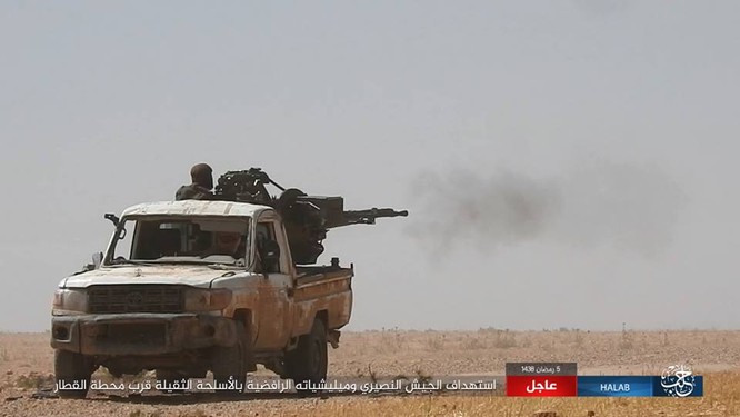 IS quyết tử chiến trong pháo đài cuối cùng ở Aleppo ảnh 11