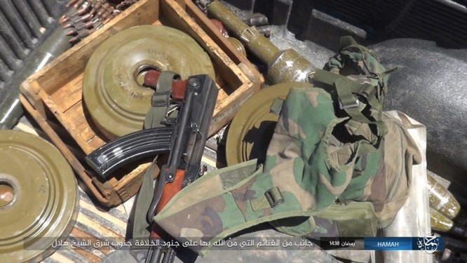 "Cá sấu" Ka-52 Nga diệt IS, quân đội Syria tấn công ở Palmyra, Damascus, Homs (video) ảnh 1