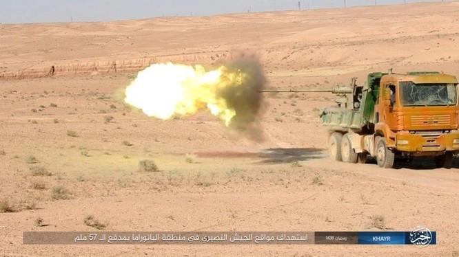 IS dốc toàn lực tấn chiếm Deir Ezzor, quân đội Syria "ngàn cân treo sợi tóc" ảnh 2