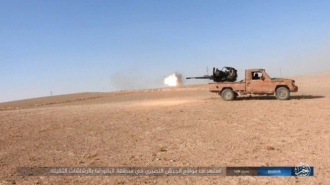IS dốc toàn lực tấn chiếm Deir Ezzor, quân đội Syria "ngàn cân treo sợi tóc" ảnh 3