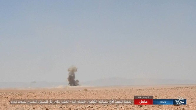 Chiến sự Syria: Quân Assad ồ ạt tiến đánh cứ địa IS và sân bay Homs ảnh 19