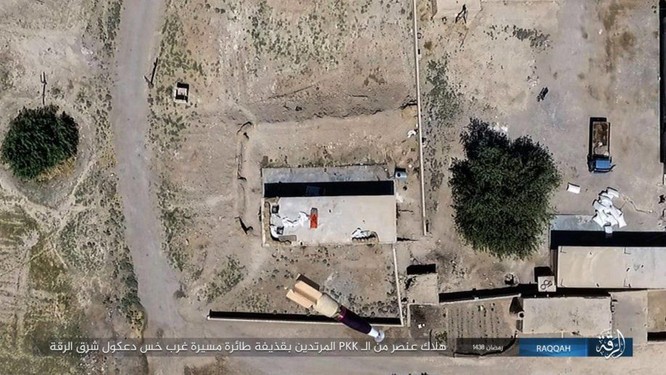 Chiến sự Syria: SDF tấn chiếm 4 quận ngoại ô “thủ đô” IS (video) ảnh 3