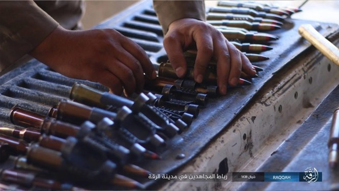 2.000 tay súng IS liều chết với người Kurd tại Raqqa ảnh 11