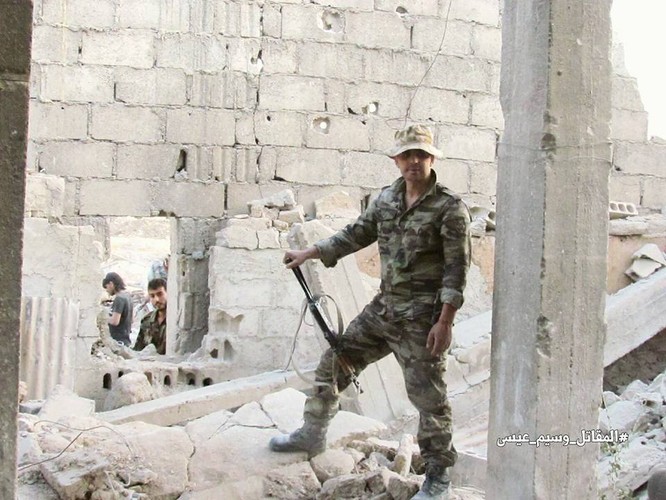 Vệ binh Syria tiến sâu vào sào huyệt phiến quân đông Damascus ảnh 4