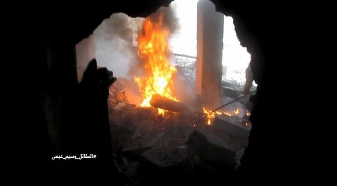 Vệ binh Syria tiến sâu vào sào huyệt phiến quân đông Damascus ảnh 8
