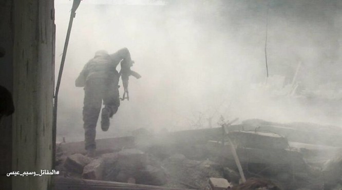 Chiến sự Syria: Vệ binh cộng hòa diệt hàng loạt phiến quân ở ngoại vi Damascus ảnh 5