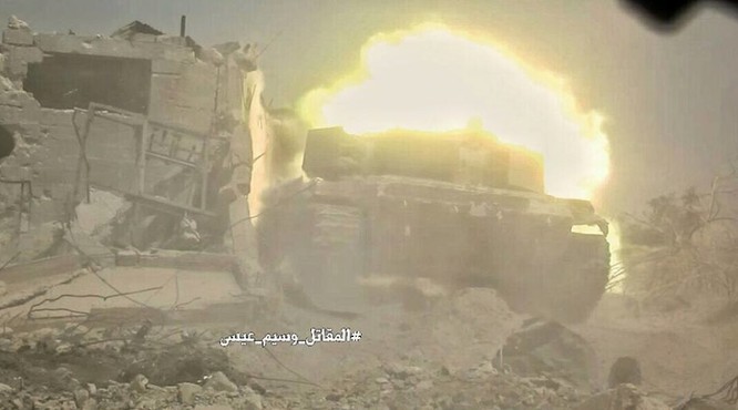 Quân đội Syria đánh phá chiến tuyến phiến quân ngoại ô Damascus ảnh 2