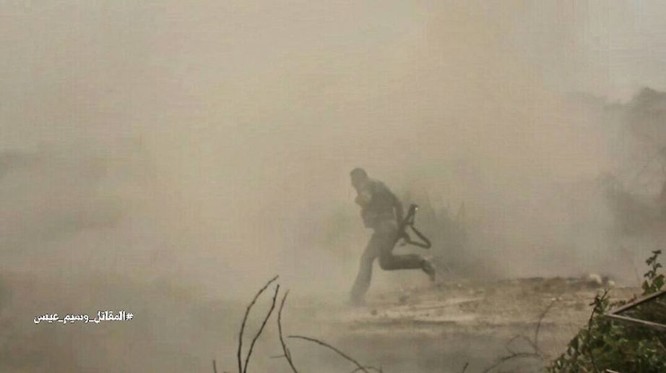 Quân đội Syria đánh phá chiến tuyến phiến quân ngoại ô Damascus ảnh 4