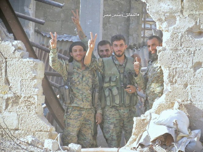 Quân đội Syria tràn vào tấn công hủy diệt phiến quân đông Damascus ảnh 1