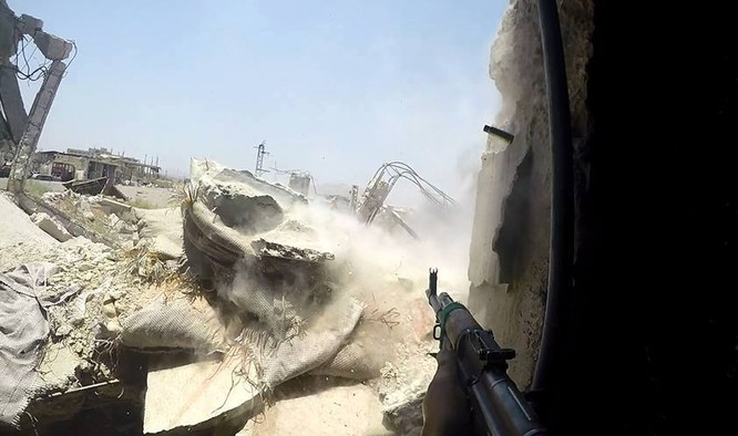 Quân đội Syria quyết thắng phe thánh chiến ngoại vi Damascus ảnh 6